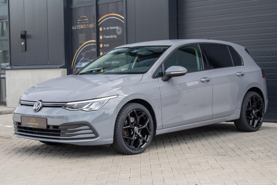 Volkswagen Golf 1.0 eTSI Life Harman Kardon Stoelverwarming ACC Sfeerverlichting
