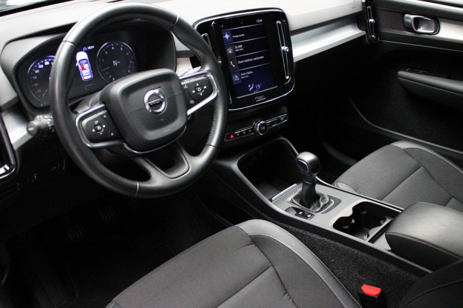 Volvo XC40 1.5 T3 Navi Leder PDC Camera Climate Carplay PDC Cruise LM velgen BTW auto
