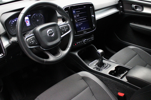 Volvo XC40 1.5 T3 Navi Leder PDC Camera Climate Carplay PDC Cruise LM velgen BTW auto