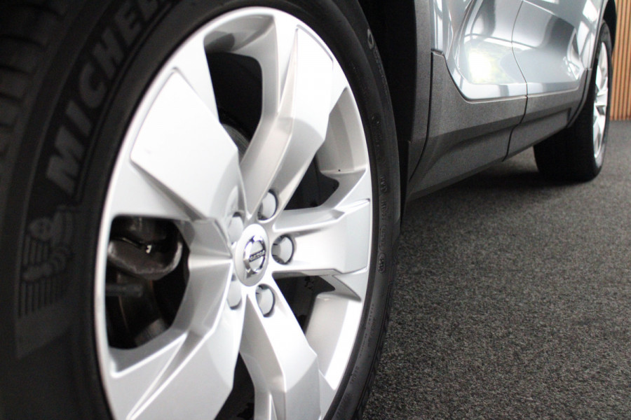 Volvo XC40 1.5 T3 Navi Leder PDC Camera Climate Carplay PDC Cruise LM velgen BTW auto