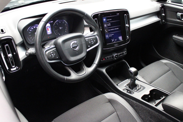 Volvo XC40 1.5 T3 Navi Leder PDC Camera Climate Carplay PDC Cruise LM velgen BTW auto