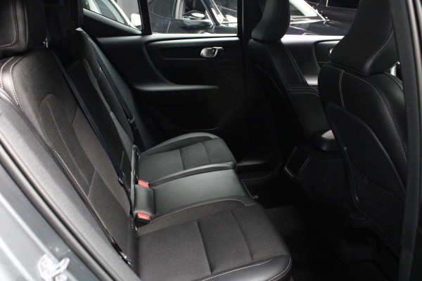 Volvo XC40 1.5 T3 Navi Leder PDC Camera Climate Carplay PDC Cruise LM velgen BTW auto