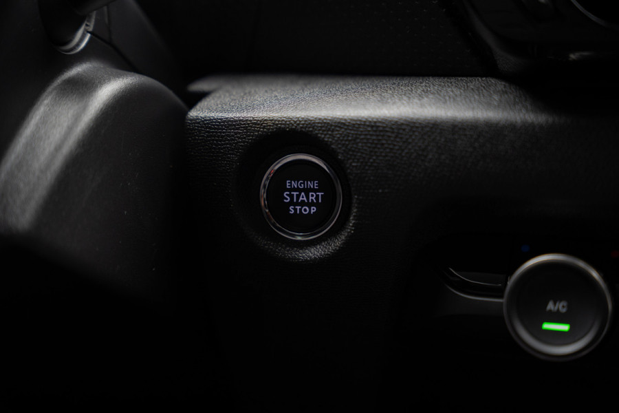 Citroën C4 1.2 Puretech Business Plus Leer HUD Navi Camera Climate ACC PDC Stoelverwarming LM velgen