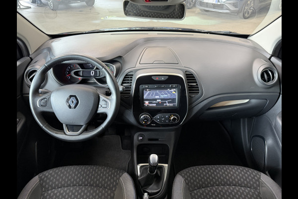Renault Captur 0.9 TCe Intens | Navi | 17 " | PDC | Stoelverwarming | Led | Bluetooth | Clima | Keurig netjes onderhouden.