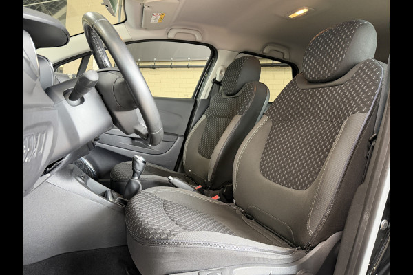 Renault Captur 0.9 TCe Intens | Navi | 17 " | PDC | Stoelverwarming | Led | Bluetooth | Clima | Keurig netjes onderhouden.