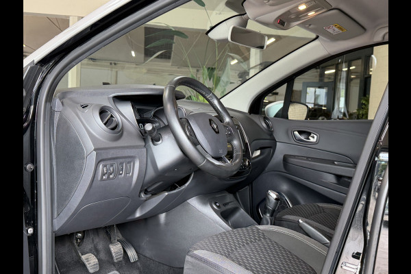 Renault Captur 0.9 TCe Intens | Navi | 17 " | PDC | Stoelverwarming | Led | Bluetooth | Clima | Keurig netjes onderhouden.