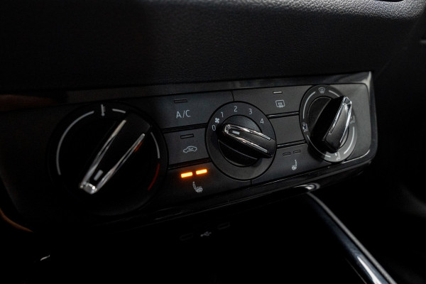 Škoda Fabia 1.0 Navi Airco Stoelverwarm. PDC Cruise Carplay BTW auto