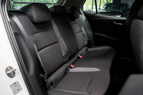 Škoda Fabia 1.0 Navi Airco Stoelverwarm. PDC Cruise Carplay BTW auto