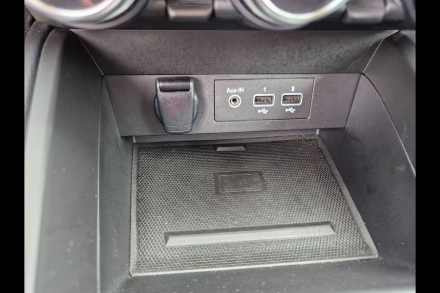 Renault Clio 1.0 TCe Intens Carplay, Camera, LED, Stoelverwarming