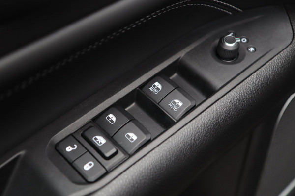 Jeep Compass 4xe 190 Plug-in Hybrid / ACC / CAMERA / NAP / KEYLESS / CARPLAY