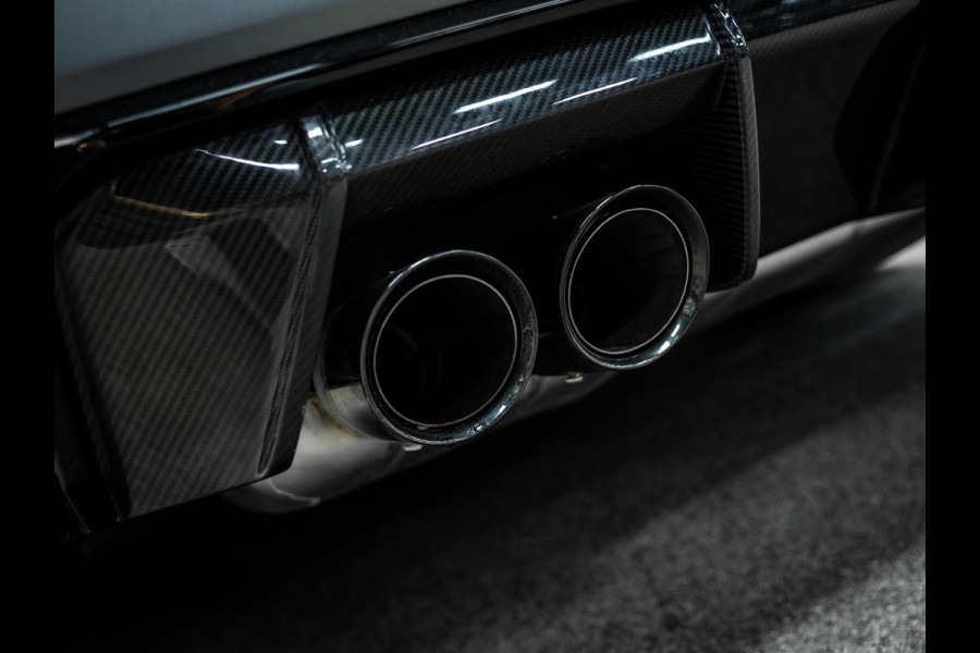 BMW 3 Serie Touring M3 xDrive Competition | Frozen Pure Grey II | WheelForce Velgen | Head-Up Display | Harman Kardon |