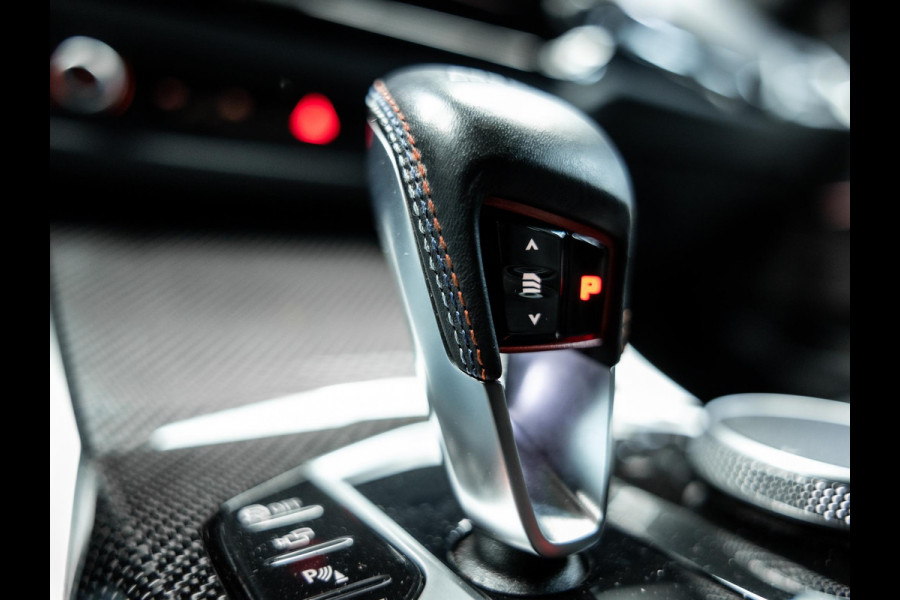 BMW 3 Serie Touring M3 xDrive Competition | Frozen Pure Grey II | WheelForce Velgen | Head-Up Display | Harman Kardon |
