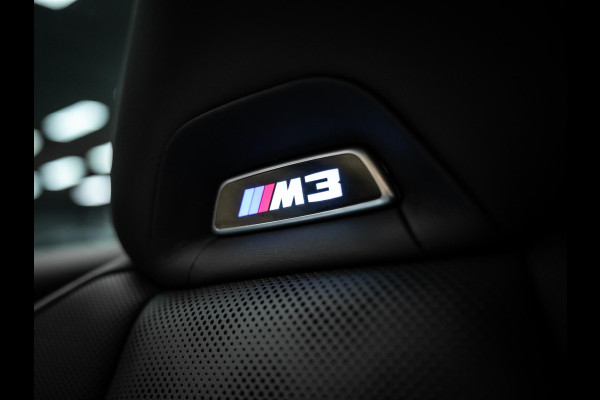BMW 3 Serie Touring M3 xDrive Competition | Frozen Pure Grey II | WheelForce Velgen | Head-Up Display | Harman Kardon |
