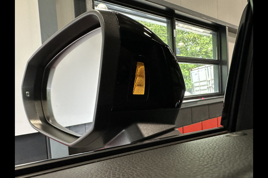 Audi Q3 Sportback 35 TFSI 3xS-Line Trekhaak|Keyless|Sfeerlicht|Camera|Panorama|Full Option