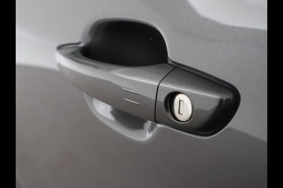 Opel Crossland 1.2 TURBO + TREKHAAK | CAMERA | DAB+ | APPLE CARPLAY | PRIVACY GLASS | LED