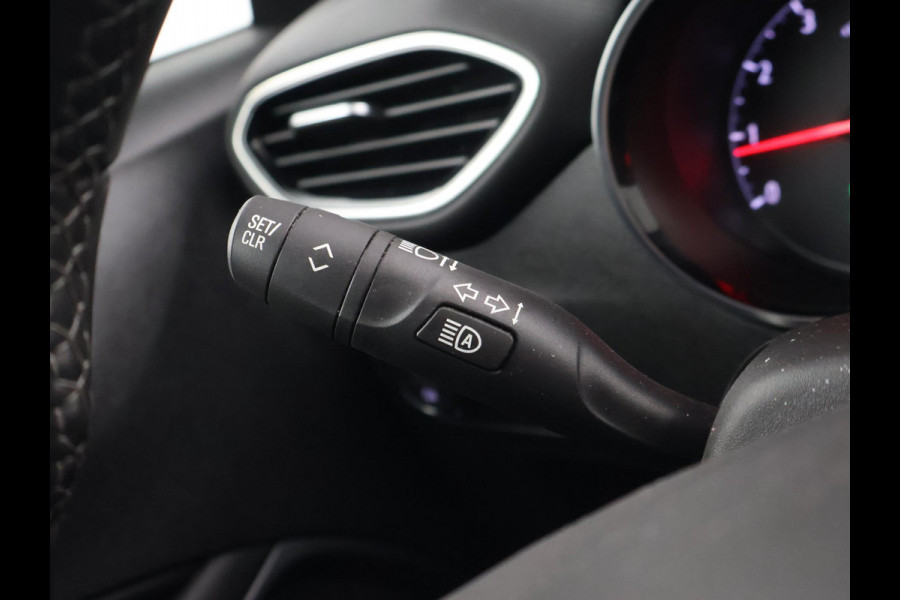 Opel Crossland 1.2 TURBO + TREKHAAK | CAMERA | DAB+ | APPLE CARPLAY | PRIVACY GLASS | LED