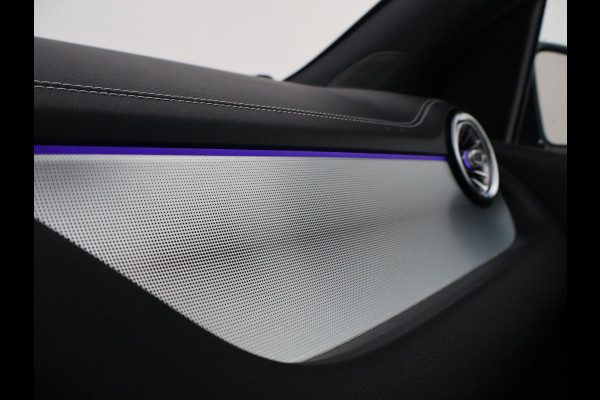 Mercedes-Benz B-Klasse 250e 218 PK AMG NIGHT + SFEERVERLICHTING | CAMERA | 18 INCH | STOELVERWARMING