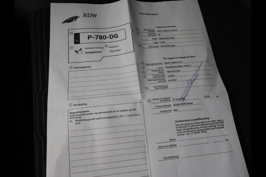 Mercedes-Benz A-Klasse 180 AUT. + PANORAMA SCHUIFDAK | SFEERVERLICHTING | MBUX WIDESCREEN | CAMERA