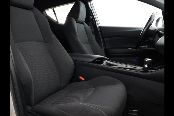 Toyota C-HR 1.8 Hybrid Executive Limited Bi-Tone | Navigatie | Stoelverwarming | Dodehoek Detectie | Camera |