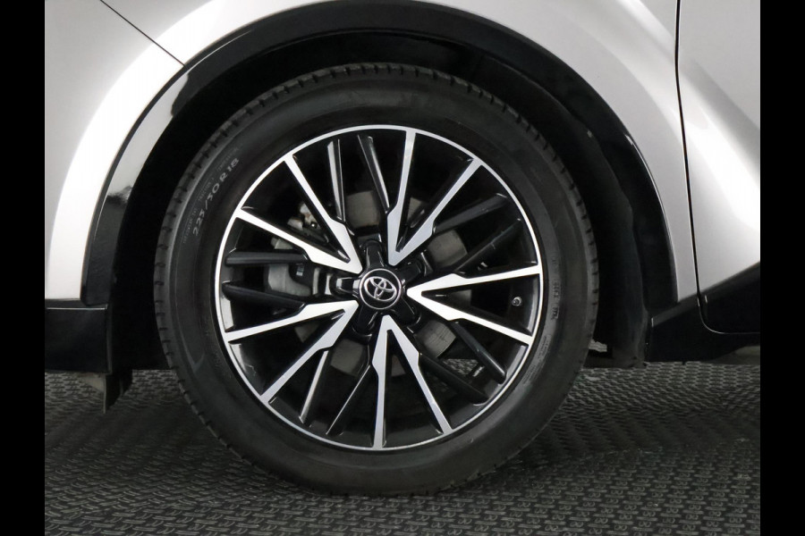 Toyota C-HR 1.8 Hybrid Executive Limited Bi-Tone | Navigatie | Stoelverwarming | Dodehoek Detectie | Camera |