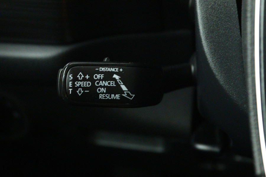Škoda Kodiaq 1.5 TSI Business Edition 7p (PANORAMADAK, TREKHAAK, CAMERA, CRUISE ADAPTIEF, STOELVERWARMING, NAVIGATIE CARPLAY)