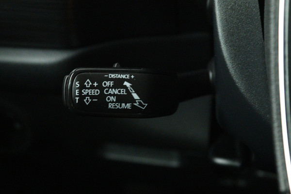 Škoda Kodiaq 1.5 TSI Business Edition 7p (PANORAMADAK, TREKHAAK, CAMERA, CRUISE ADAPTIEF, STOELVERWARMING, NAVIGATIE CARPLAY)