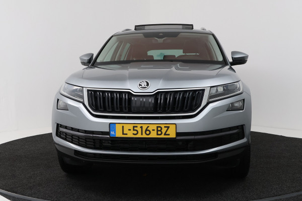 Škoda Kodiaq 1.5 TSI Business Edition 7p (PANORAMADAK, TREKHAAK, CAMERA, CRUISE ADAPTIEF, STOELVERWARMING, NAVIGATIE CARPLAY)