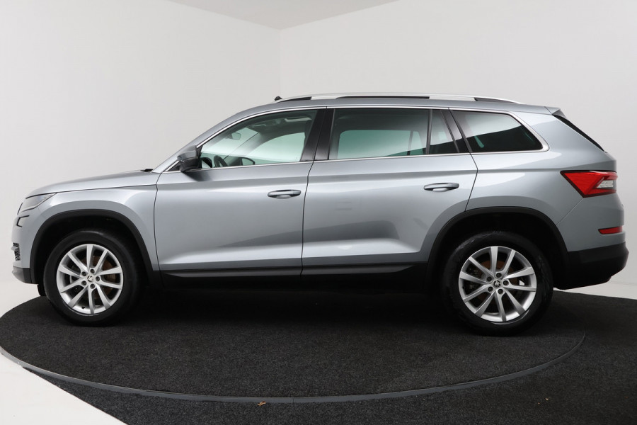 Škoda Kodiaq 1.5 TSI Business Edition 7p (PANORAMADAK, TREKHAAK, CAMERA, CRUISE ADAPTIEF, STOELVERWARMING, NAVIGATIE CARPLAY)