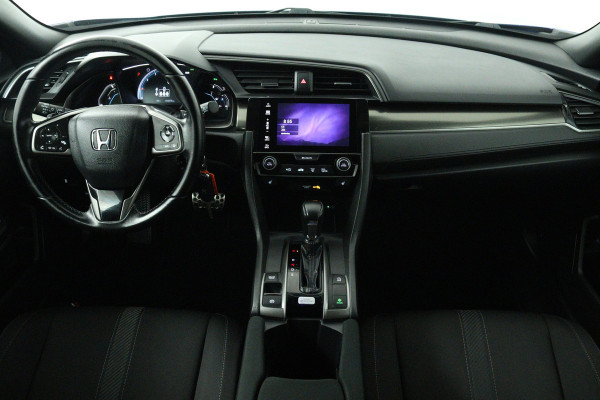 Honda Civic 1.0 i-VTEC Elegance (TREKHAAK, DIGITALE COCKPIT, CAMERA, STOELVERWARMING, CRUISE ADAPTIEF, PARKEERSENSOREN)