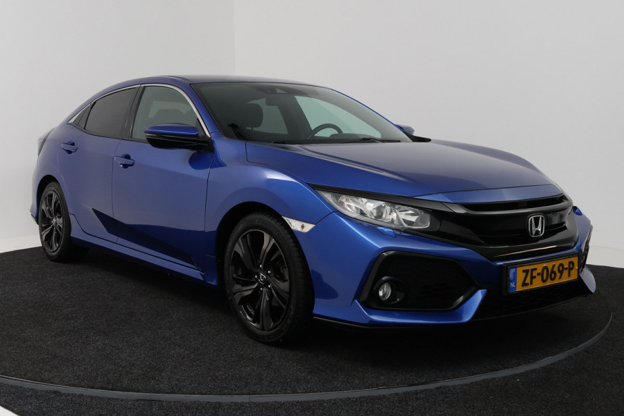 Honda Civic 1.0 i-VTEC Elegance (TREKHAAK, DIGITALE COCKPIT, CAMERA, STOELVERWARMING, CRUISE ADAPTIEF, PARKEERSENSOREN)