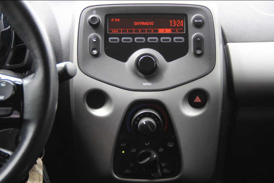Citroën C1 1.0 e-VTi Feel NL Auto | Airco | Cruise | Bluetooth | AUX-USB | El Ramen | Getint Glas | Sportstoelen | Zeer nette