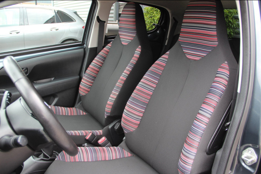 Citroën C1 1.0 e-VTi Feel NL Auto | Airco | Cruise | Bluetooth | AUX-USB | El Ramen | Getint Glas | Sportstoelen | Zeer nette