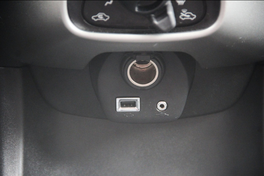 Citroën C1 1.0 e-VTi Feel NL Auto | Airco | Cruise | Bluetooth | AUX-USB | El Ramen | Getint Glas | Sportstoelen | Zeer nette