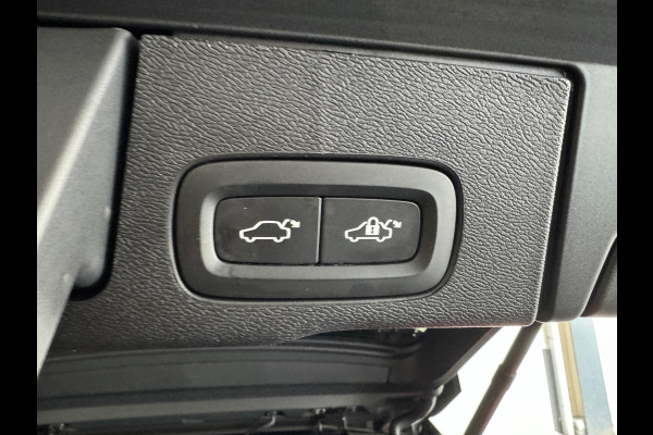 Volvo XC60 2.0 T8 Plug-in hybrid AWD Ultimate Bright PoleStar