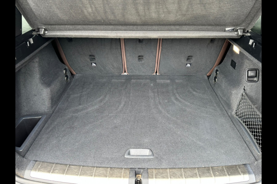 BMW X1 xDrive25e 221PK PHEV HIGH EXECUTIVE SPORT TREKHAAK/LEDER/HEAD-UP/PANORAMADAK PLUG-IN HYBRIDE