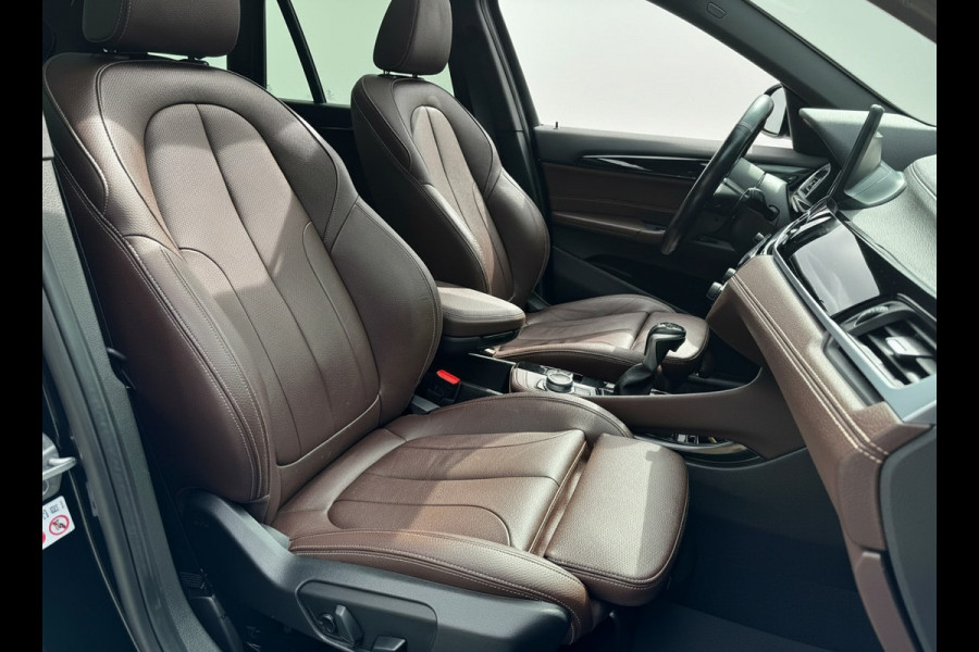 BMW X1 xDrive25e 221PK PHEV HIGH EXECUTIVE SPORT TREKHAAK/LEDER/HEAD-UP/PANORAMADAK PLUG-IN HYBRIDE
