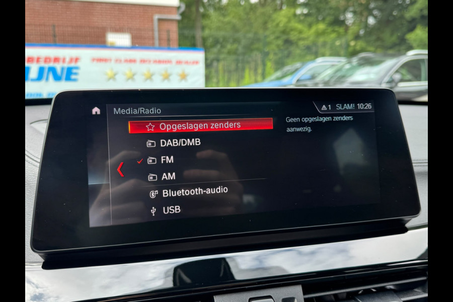 BMW X1 xDrive25e 221PK PHEV HIGH EXECUTIVE SPORT TREKHAAK/LEDER/HEAD-UP/PANORAMADAK PLUG-IN HYBRIDE