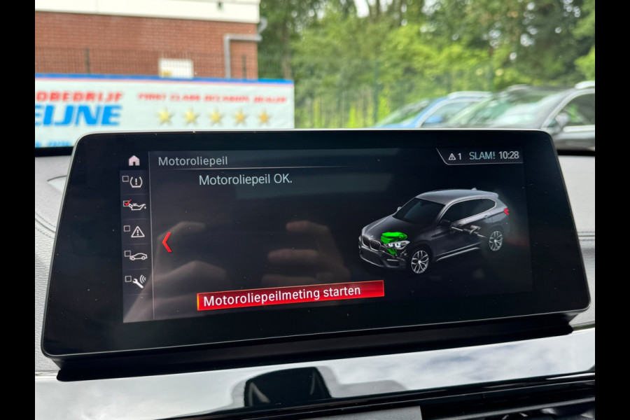 BMW X1 xDrive25e 221PK PHEV HIGH EXECUTIVE SPORT TREKHAAK/LEDER/HEAD-UP/PANORAMADAK PLUG-IN HYBRIDE