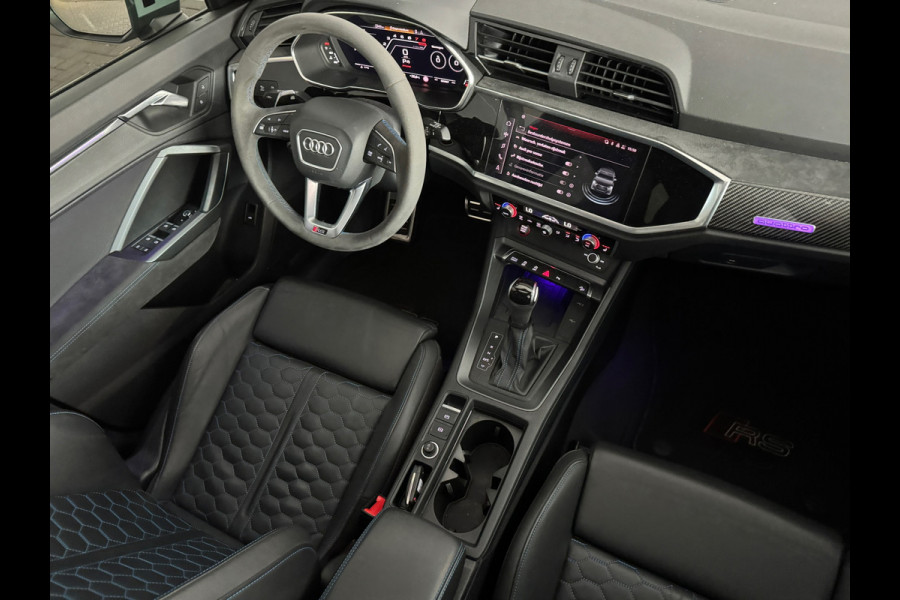 Audi RSQ3 Sportback 2.5 TFSI Pano|Ceramic|B&O|Trekhaak|VOL