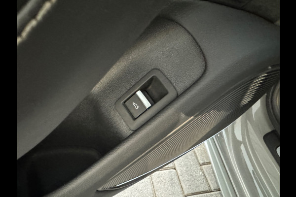 Audi A4 AVANT 40 TDI 3X S Line Pano|RS Seat|Massage|B&O|Keyless