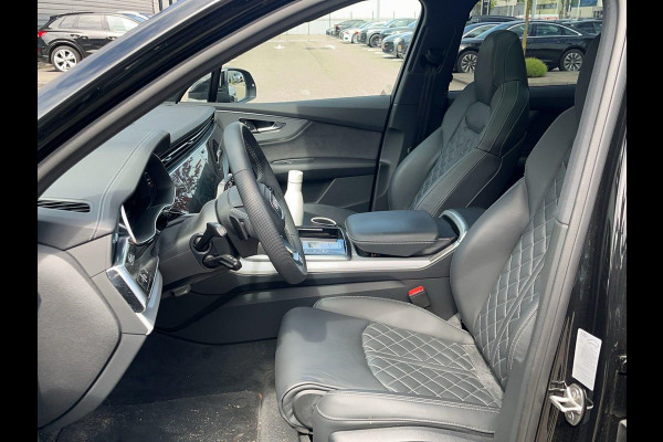 Audi Q7 60 TFSI e quattro Pro Line S Competition 490 pk | Head Up Display | Panoramadak | Elektr. trekhaak | Rondomzicht camera | B&O Soundsystem | Stoelverwarming v/a |  Laser Led koplampen