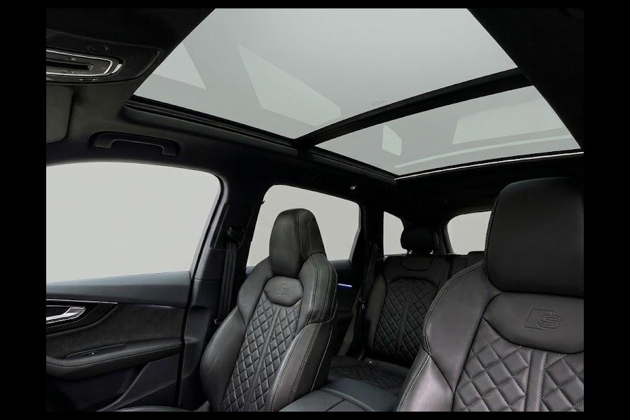 Audi Q7 60 TFSI e quattro Pro Line S Competition 490 pk | Head Up Display | Panoramadak | Elektr. trekhaak | Rondomzicht camera | B&O Soundsystem | Stoelverwarming v/a |  Laser Led koplampen