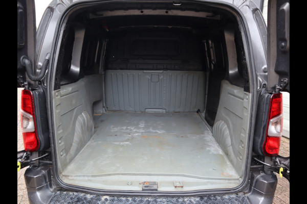 Opel Combo 1.6D 100pk Euro 6 - Imperiaal - Airco - Navi - Cruise