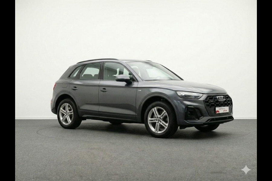 Audi Q5 50 TFSI e S edition 299pk | Panoramadak | Navigatie | Parkeercamera | Stoelverwarming | S-line interieur