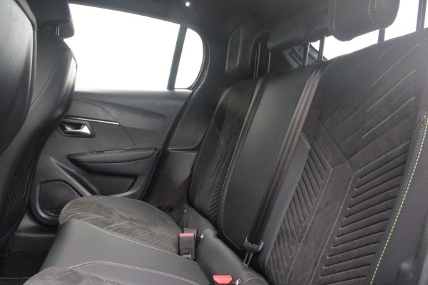 Peugeot 208 1.2 Hybrid 145PK AUTOMAAT GT PACK | ELEKTRISCH BEDIENBARE BESTUURDERSSTOEL MET MASSAGE FUNCTIE | ALCANTARA BEKLEDING | STOEL VERWARMING | CRUISE CONTROL | DAB+ RADIO | APPLE CARPLAY/ANDROID AUTO | FULL LED KOPLAMPEN | KEYLESS ENTRY/START | 17" LICHTMETALEN VELGEN | CLIMATE CONTROL |