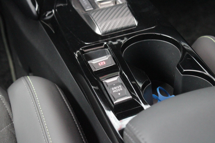 Peugeot 208 1.2 Hybrid 145PK AUTOMAAT GT PACK | ELEKTRISCH BEDIENBARE BESTUURDERSSTOEL MET MASSAGE FUNCTIE | ALCANTARA BEKLEDING | STOEL VERWARMING | CRUISE CONTROL | DAB+ RADIO | APPLE CARPLAY/ANDROID AUTO | FULL LED KOPLAMPEN | KEYLESS ENTRY/START | 17" LICHTMETALEN VELGEN | CLIMATE CONTROL |
