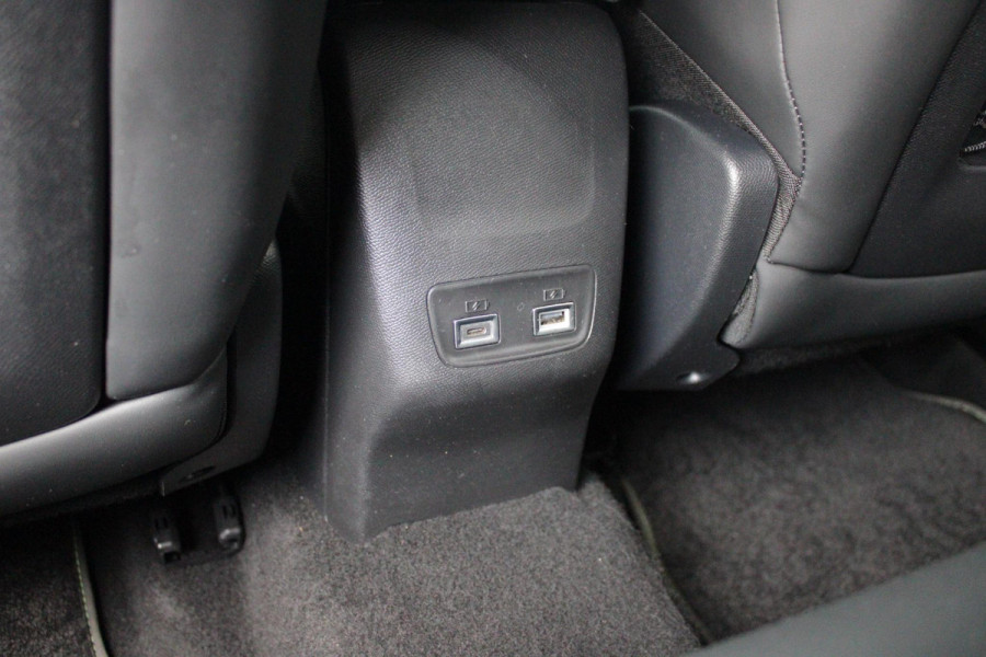 Peugeot 208 1.2 Hybrid 145PK AUTOMAAT GT PACK | ELEKTRISCH BEDIENBARE BESTUURDERSSTOEL MET MASSAGE FUNCTIE | ALCANTARA BEKLEDING | STOEL VERWARMING | CRUISE CONTROL | DAB+ RADIO | APPLE CARPLAY/ANDROID AUTO | FULL LED KOPLAMPEN | KEYLESS ENTRY/START | 17" LICHTMETALEN VELGEN | CLIMATE CONTROL |