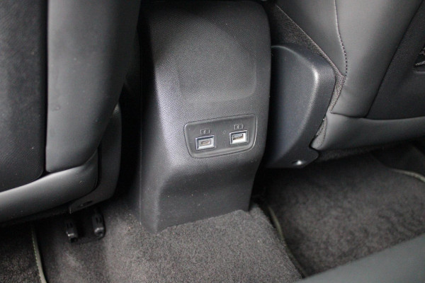 Peugeot 208 1.2 Hybrid 145PK AUTOMAAT GT PACK | ELEKTRISCH BEDIENBARE BESTUURDERSSTOEL MET MASSAGE FUNCTIE | ALCANTARA BEKLEDING | STOEL VERWARMING | CRUISE CONTROL | DAB+ RADIO | APPLE CARPLAY/ANDROID AUTO | FULL LED KOPLAMPEN | KEYLESS ENTRY/START | 17" LICHTMETALEN VELGEN | CLIMATE CONTROL |