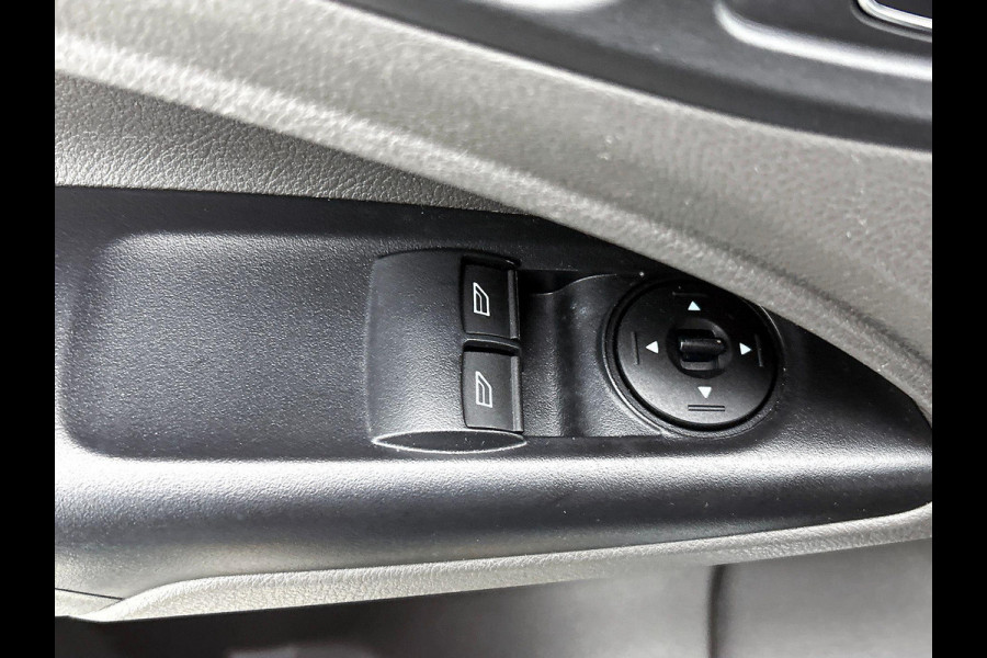 Ford Transit Connect 1.5 EcoBlue Automaat L2 Trend Navigatie Airco Parkeersensoren Cruise Control Camera