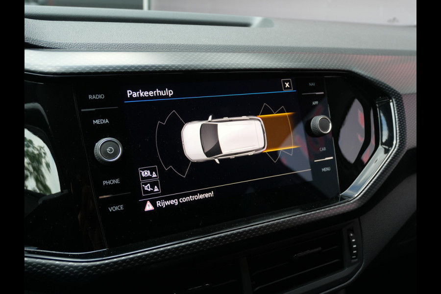 Volkswagen T-Cross 1.0 TSI LIFE | AUTOMAAT | A.C.C | CARPLAY | TREKHAAK | 1e EIG | NL-AUTO!!